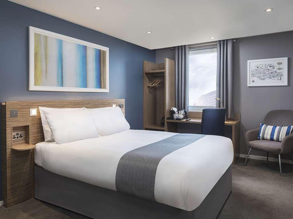 Travelodge Leeds Central Oda fotoğraf