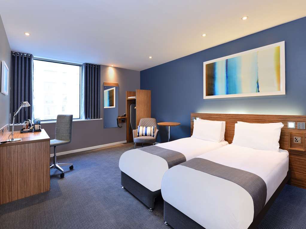 Travelodge Leeds Central Oda fotoğraf