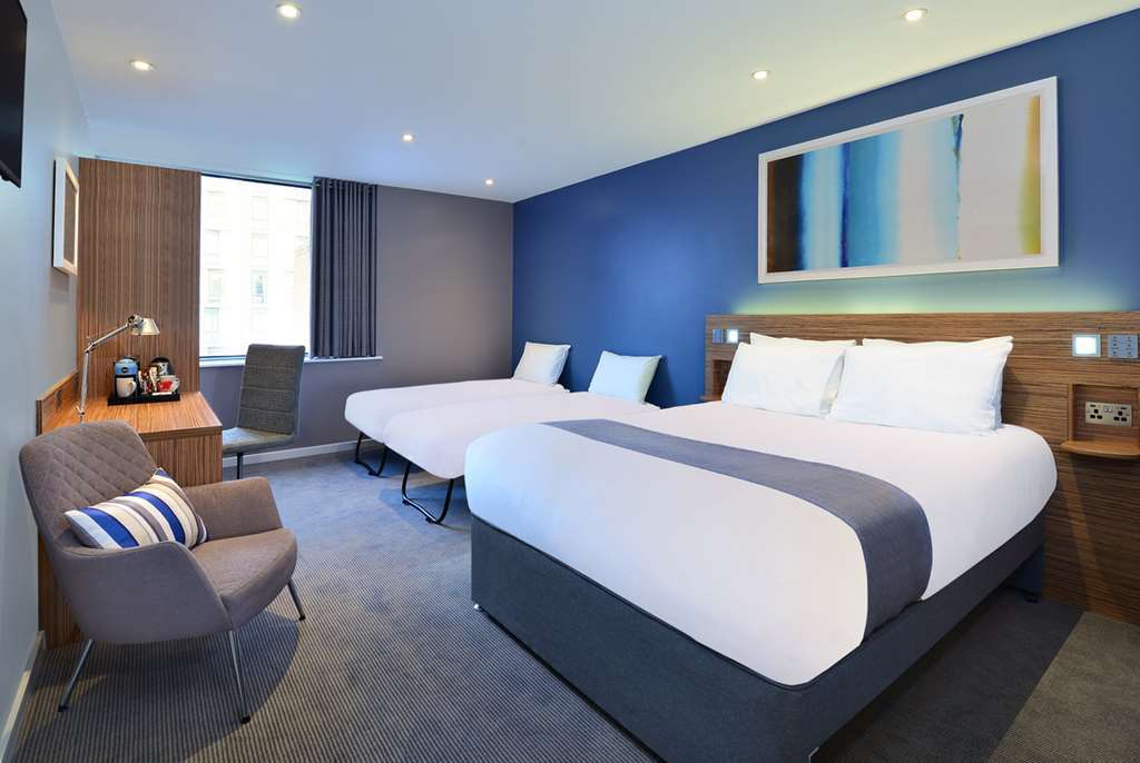 Travelodge Leeds Central Oda fotoğraf